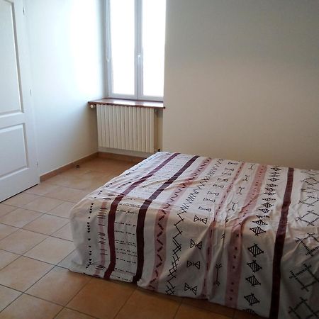 Chez Steph Apartman Saint-Germain-Nuelles Kültér fotó